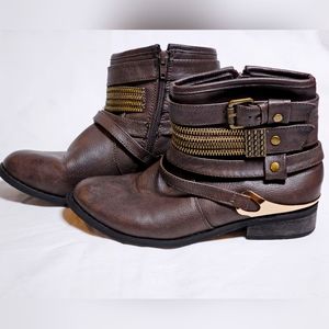 EXTREME by Eddie Marc | Brown Bobbi Ankle Boot